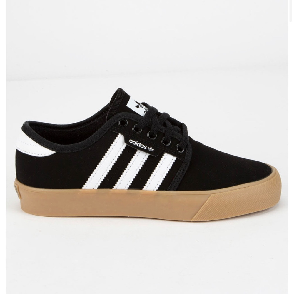 Adidas mens seely
